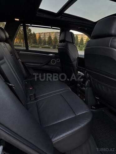 BMW X5 M-10
