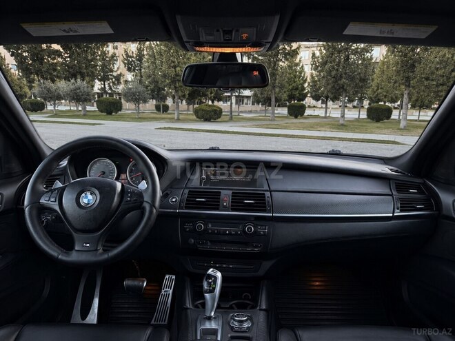 BMW X5 M-12