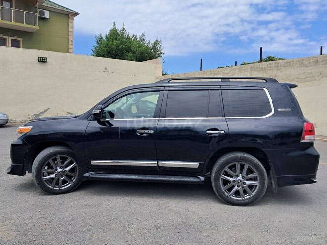 Toyota Land Cruiser-3