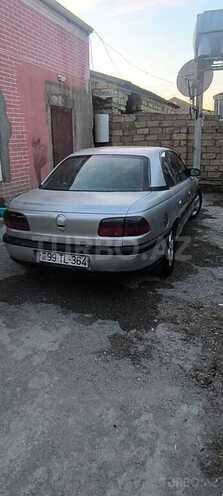 Opel Omega-8