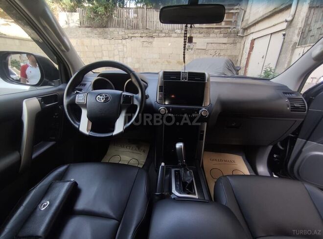 Toyota Land Cruiser Prado-3