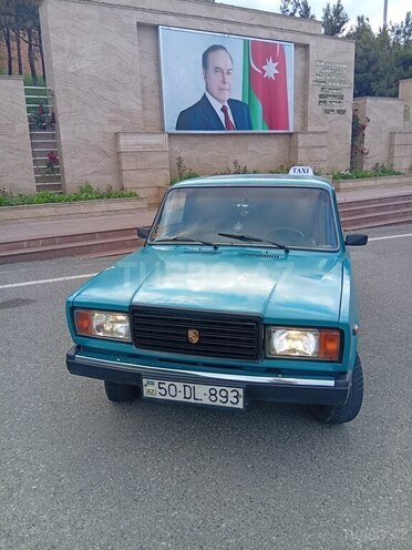 LADA (VAZ) 2107-4