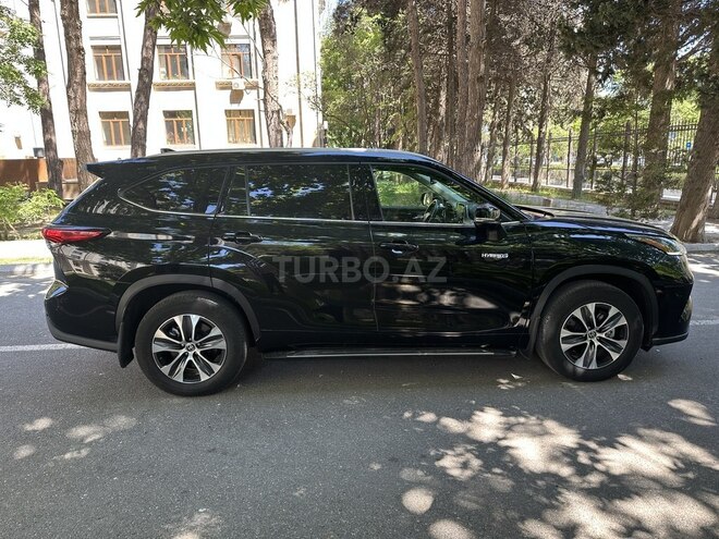 Toyota Highlander-5
