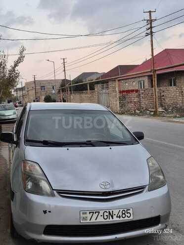 Toyota Prius-2