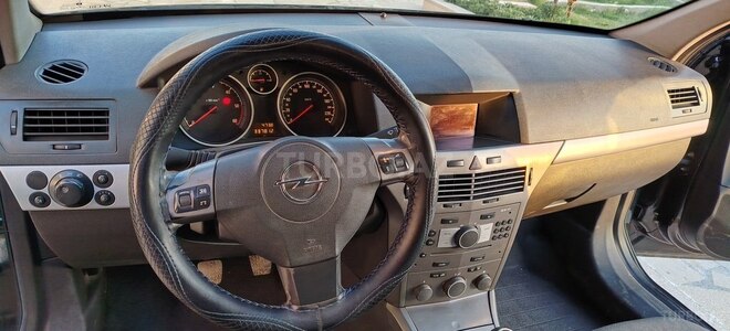 Opel Astra-2