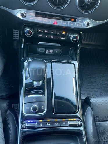 Kia Stinger-8