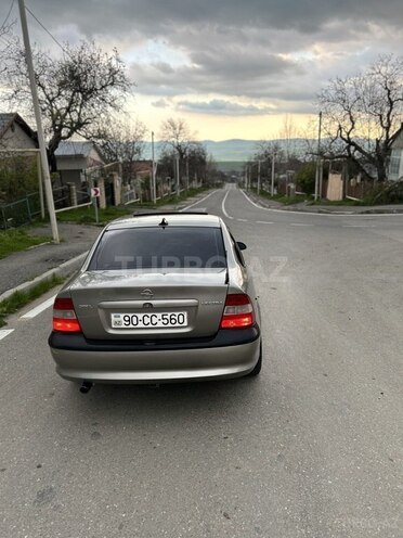 Opel Vectra-20