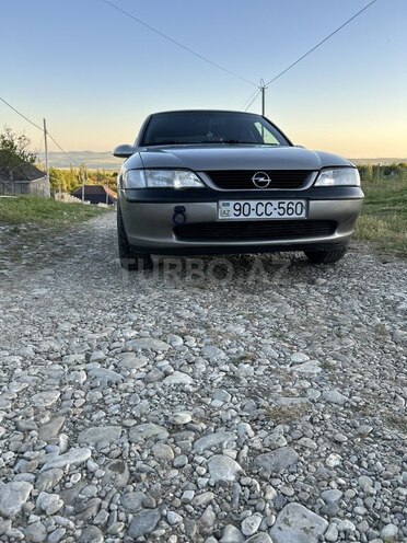 Opel Vectra-5