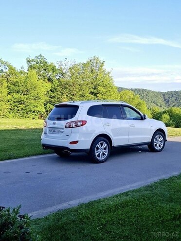 Hyundai Santa Fe-3