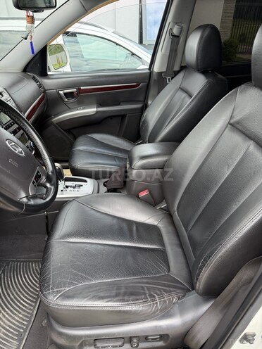Hyundai Santa Fe-11