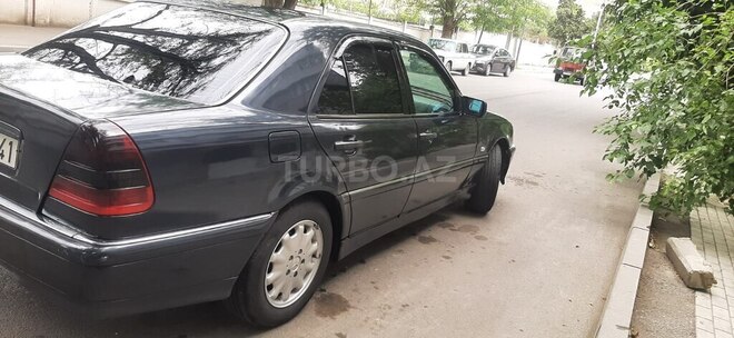 Mercedes C 220-8