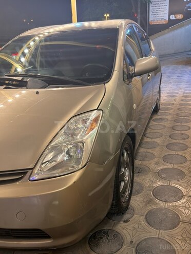 Toyota Prius-3