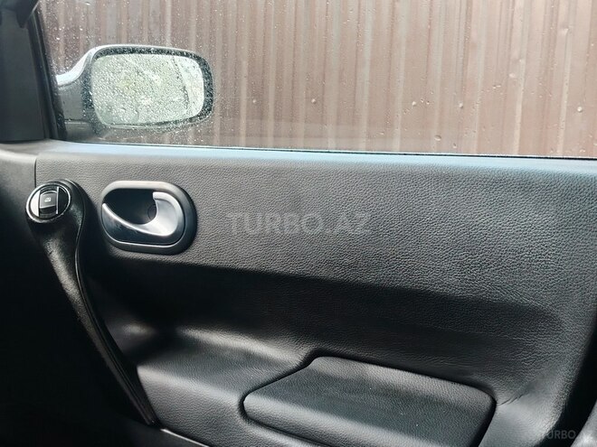 Renault Megane-2