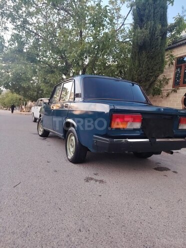 LADA (VAZ) 2107-4