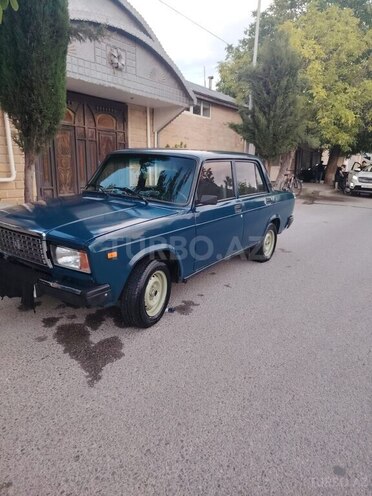 LADA (VAZ) 2107-2