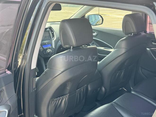 Hyundai Santa Fe-10