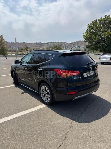 Hyundai Santa Fe-5