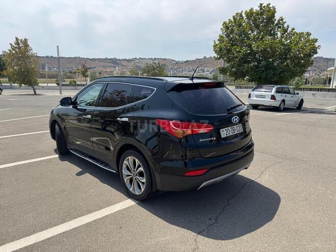 Hyundai Santa Fe-4