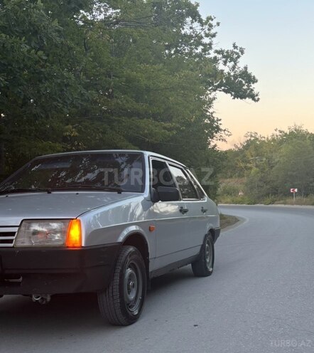 LADA (VAZ) 21099-4