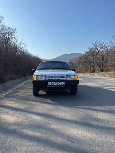 LADA (VAZ) 21099-1