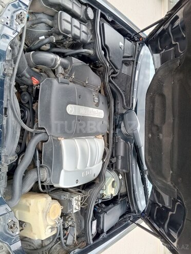Mercedes E 220-15