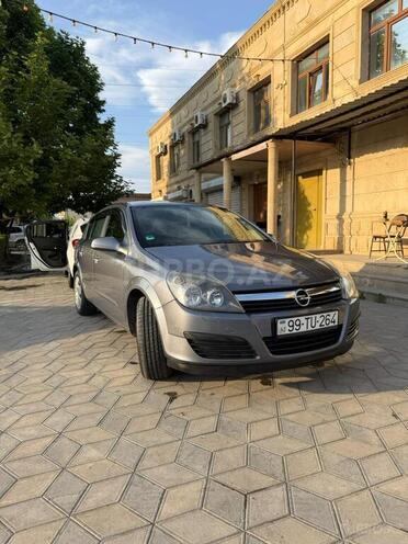 Opel Astra-2