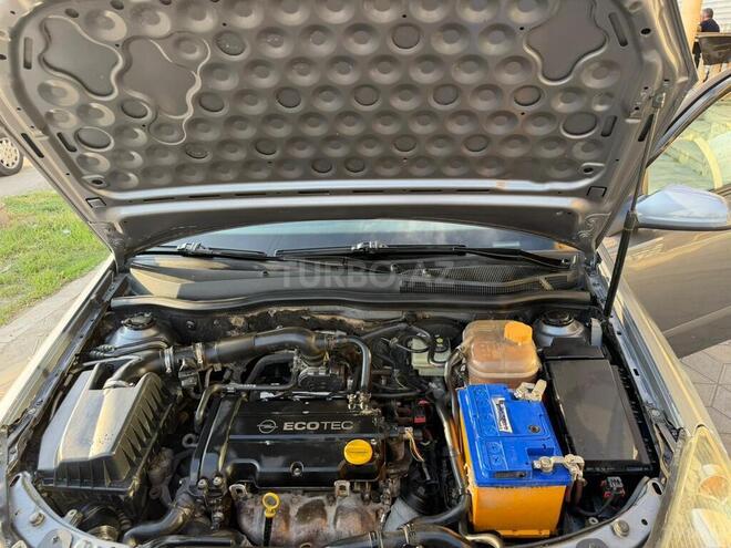 Opel Astra-8