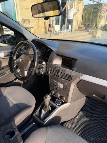 Opel Astra-3
