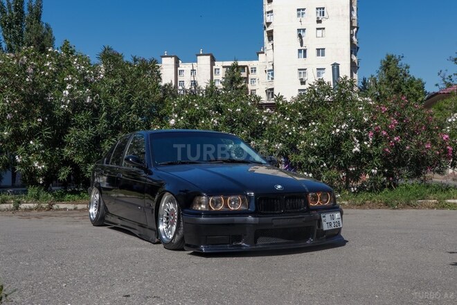 BMW 320-5