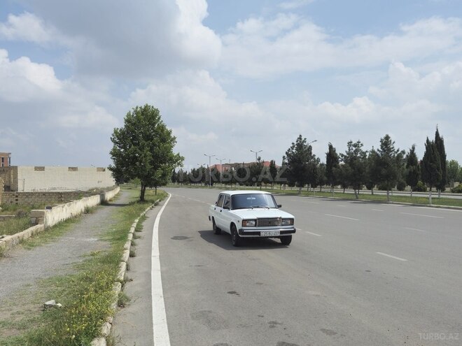 LADA (VAZ) 2107-4