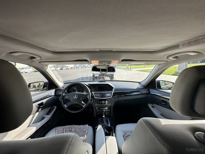 Mercedes E 220-9