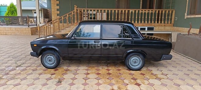 LADA (VAZ) 2107-4