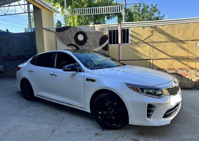 Kia Optima-3