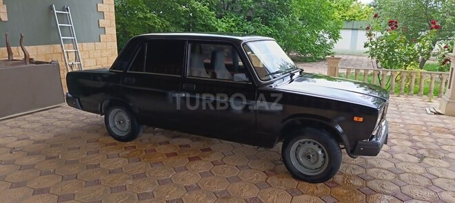 LADA (VAZ) 2107-5