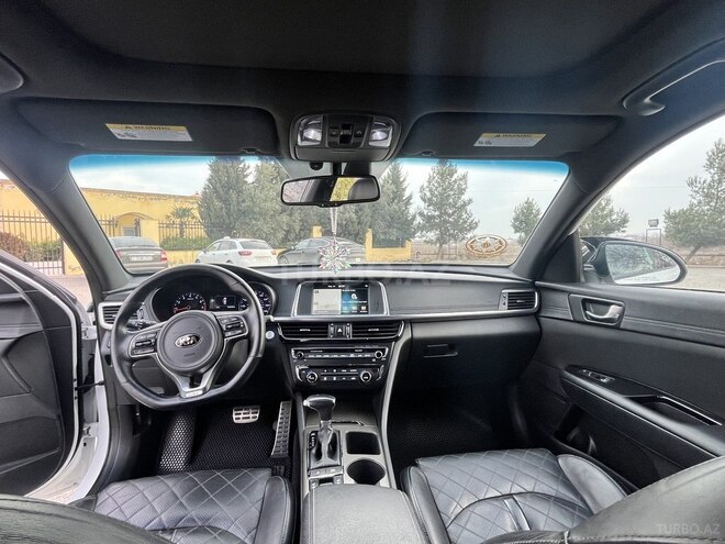 Kia Optima-11