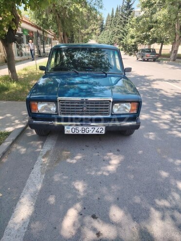 LADA (VAZ) 2107-1