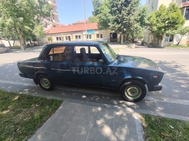 LADA (VAZ) 2107-4