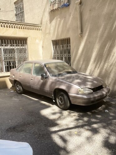 Daewoo Racer-1