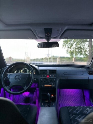 Mercedes C 180-10