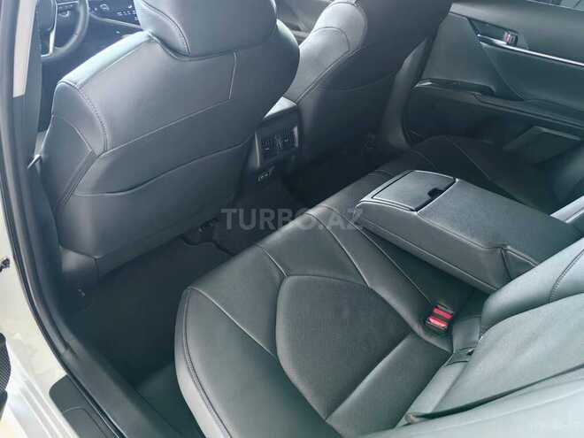 Toyota Camry-19