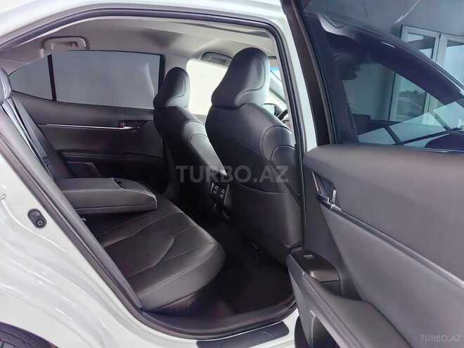 Toyota Camry-22