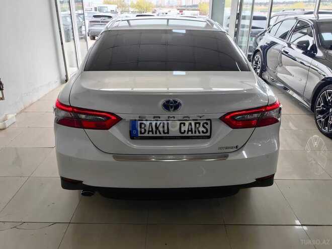 Toyota Camry-4