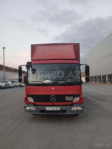 Mercedes Atego 818-1