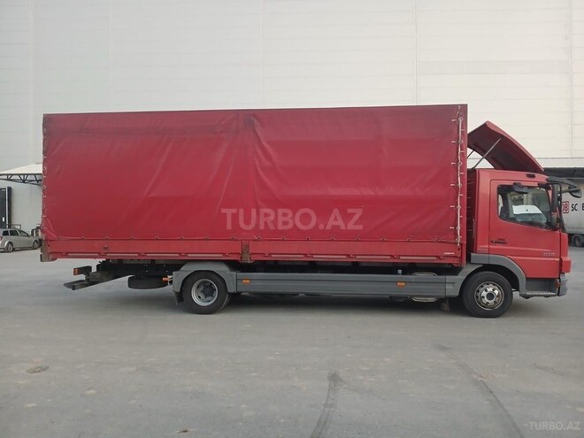 Mercedes Atego 818-3