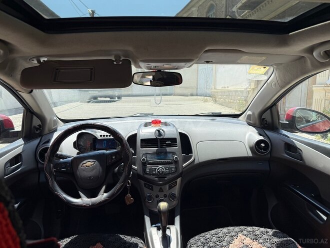 Chevrolet Aveo-9