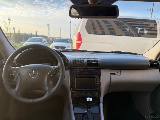 Mercedes C 240-3