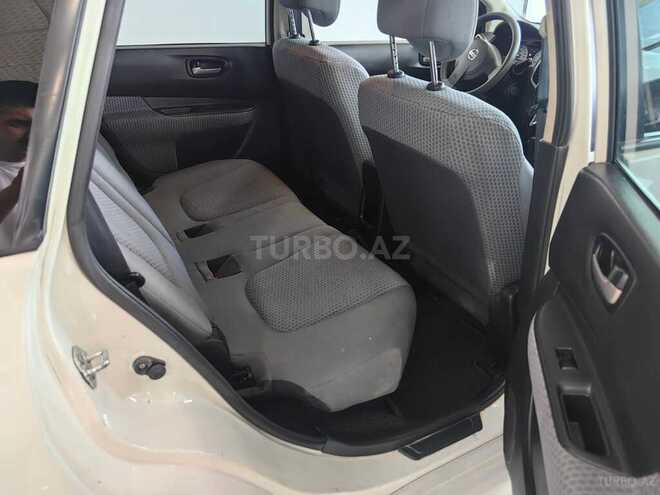 Nissan Wingroad-11