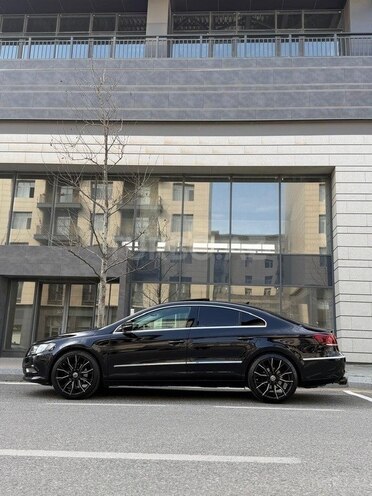 Volkswagen Passat CC-2
