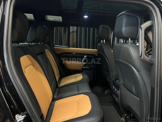 Land Rover Defender-9