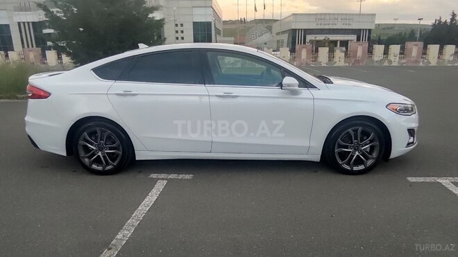 Ford Fusion (North America)-6
